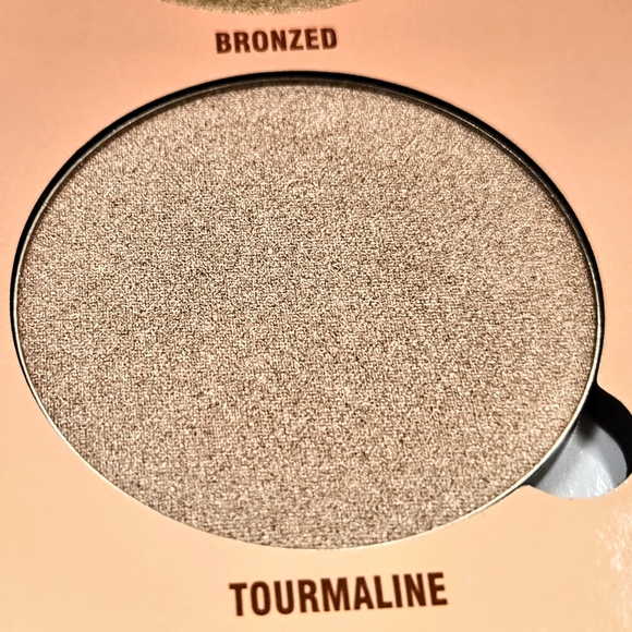 Anastasia Beverly Hills Glow Kit Sun Dipped Highlight Palette | NEW | NWOB - Picture 8 of 10